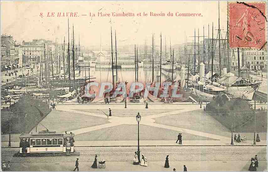 CPA LE HAVRE - Place Gambetta et le Bassin du Commerce Tramway Bateaux