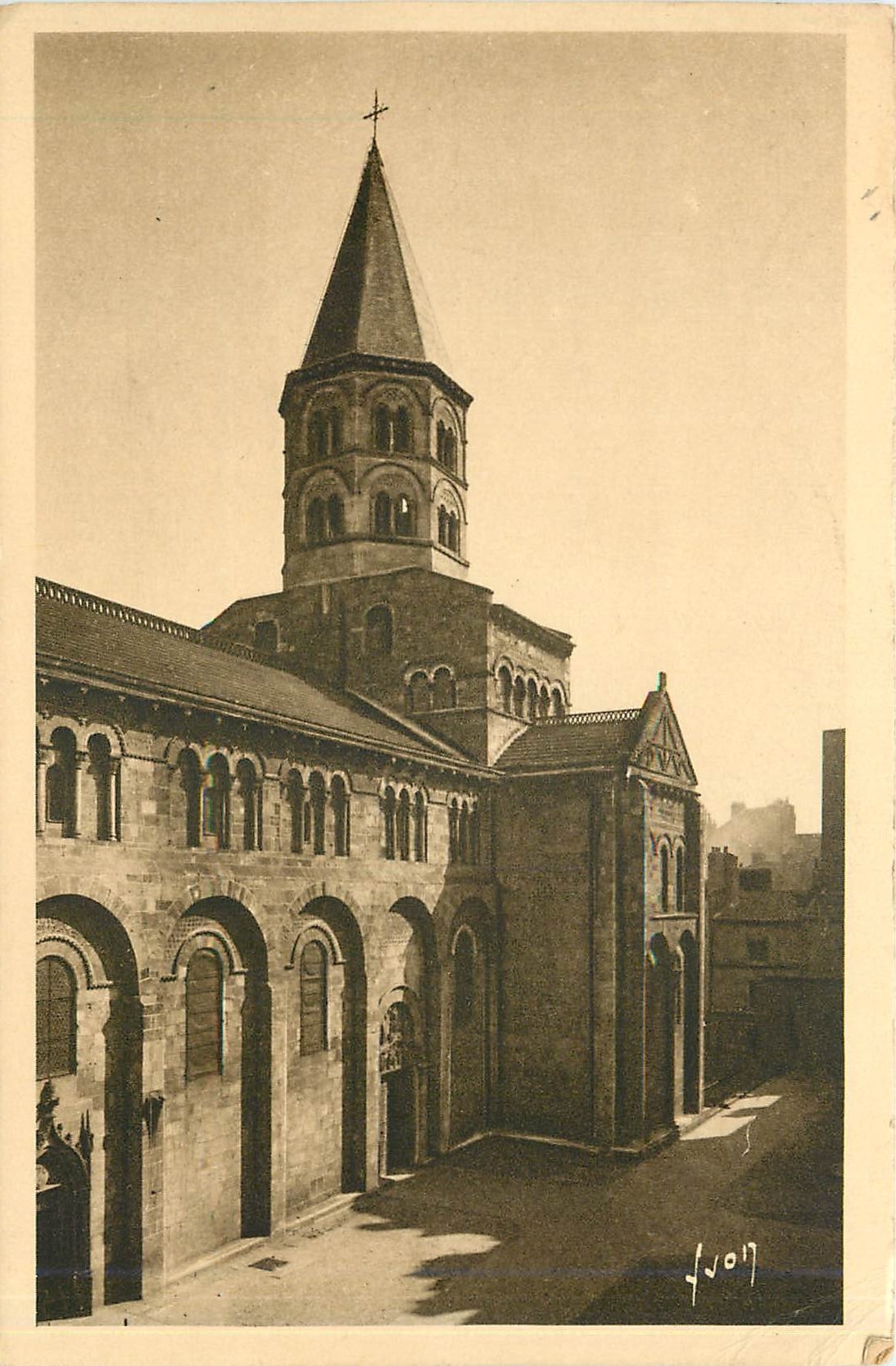 CPA CLERMONT-FERNAND Eglise Notre Dame du Pont
