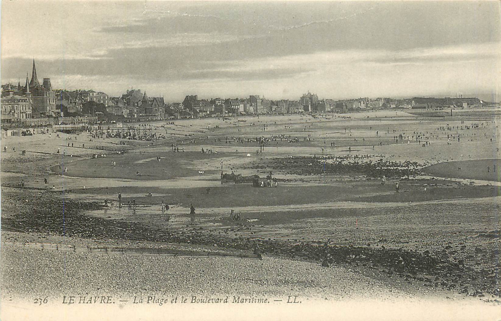 CPA LE HAVRE La plage et le boulevard maritime