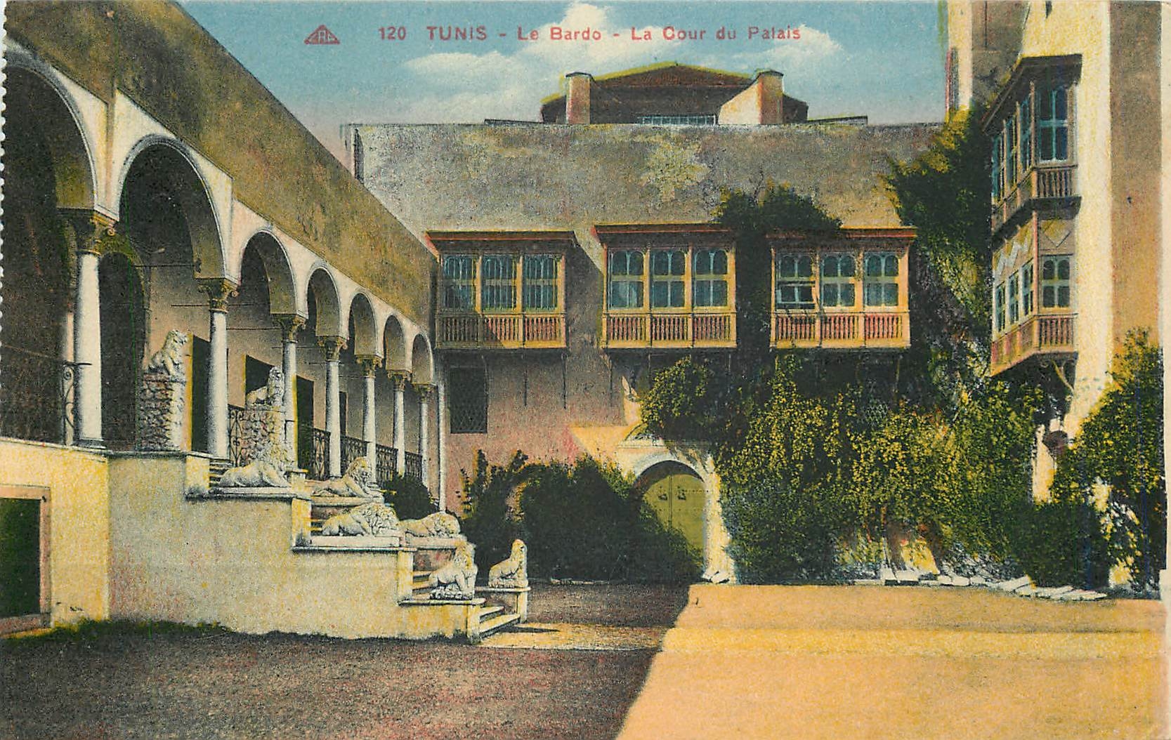 CPA TUNIS - Le Bardo - La Cour du Palais