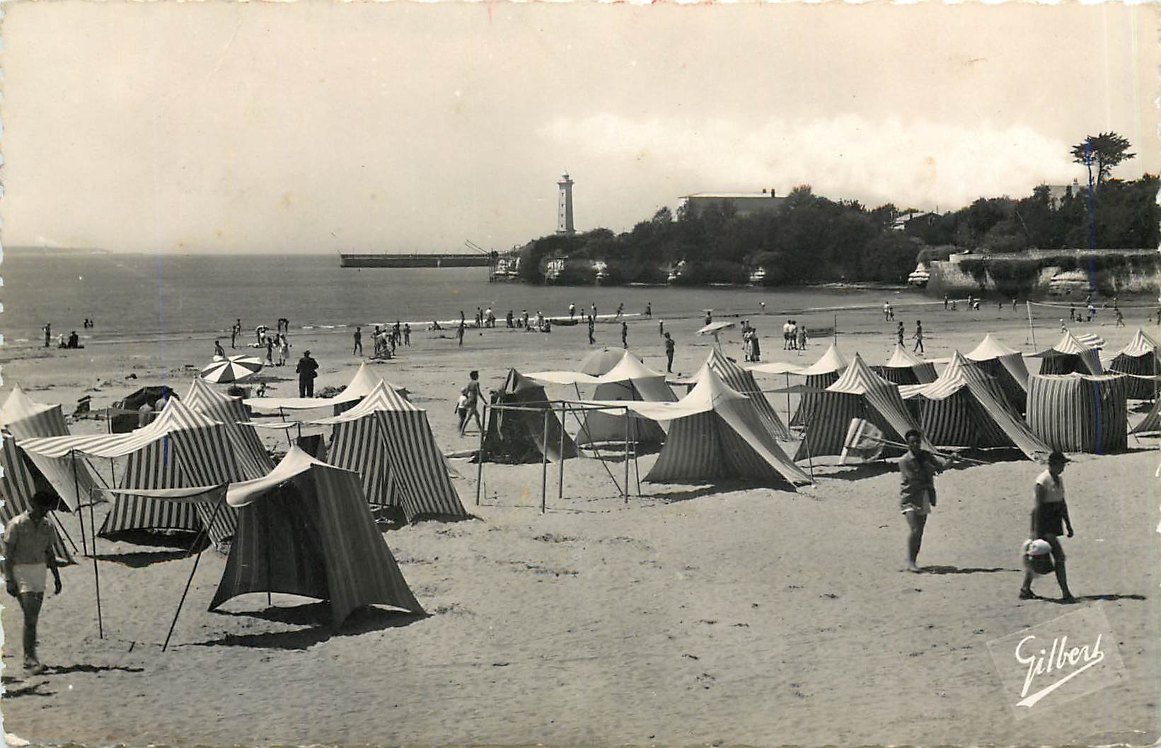 CPM ST-GEORGES-DE-DIDONNE La Plage et le Phare