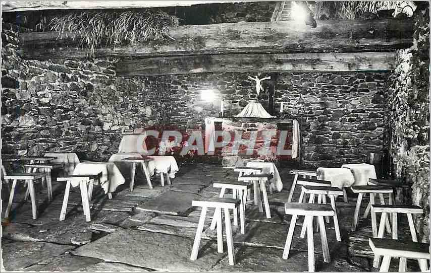 Intérieur de la Chapelle de la Cité — Bergeries de Bartrès — Éditions Françaises de Pèlerinages