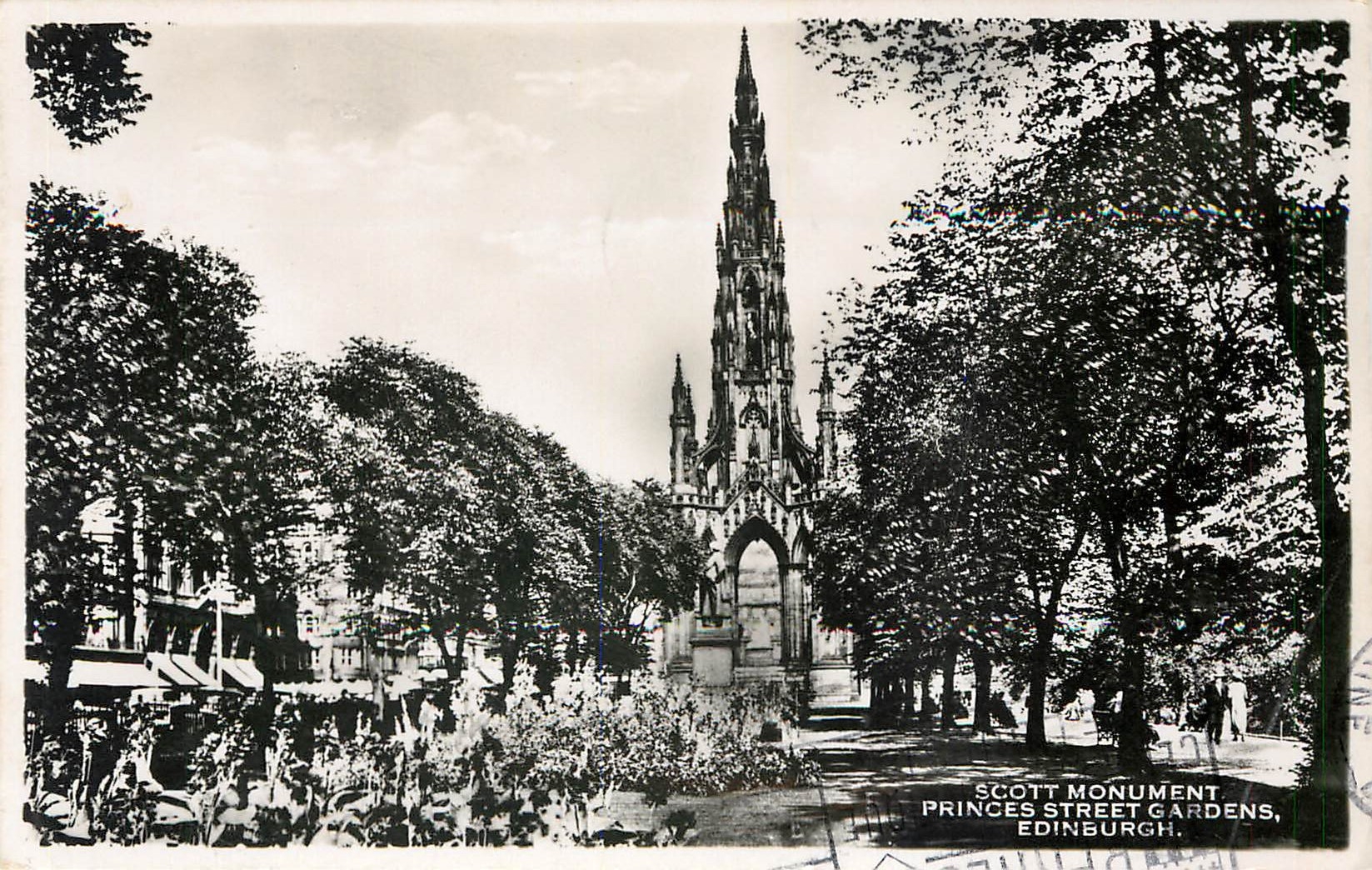 CPA SCOTT MONUMENT PRINCES STREET GARDEN EDINBURGH