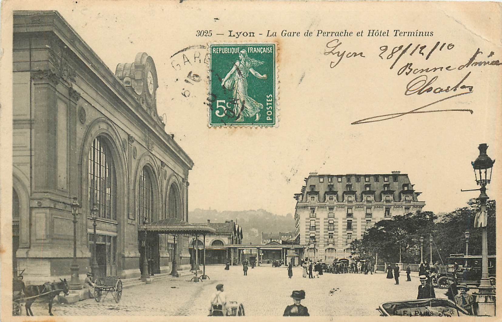 CPA Lyon - La Gare de Perrache et Hôtel Terminus
