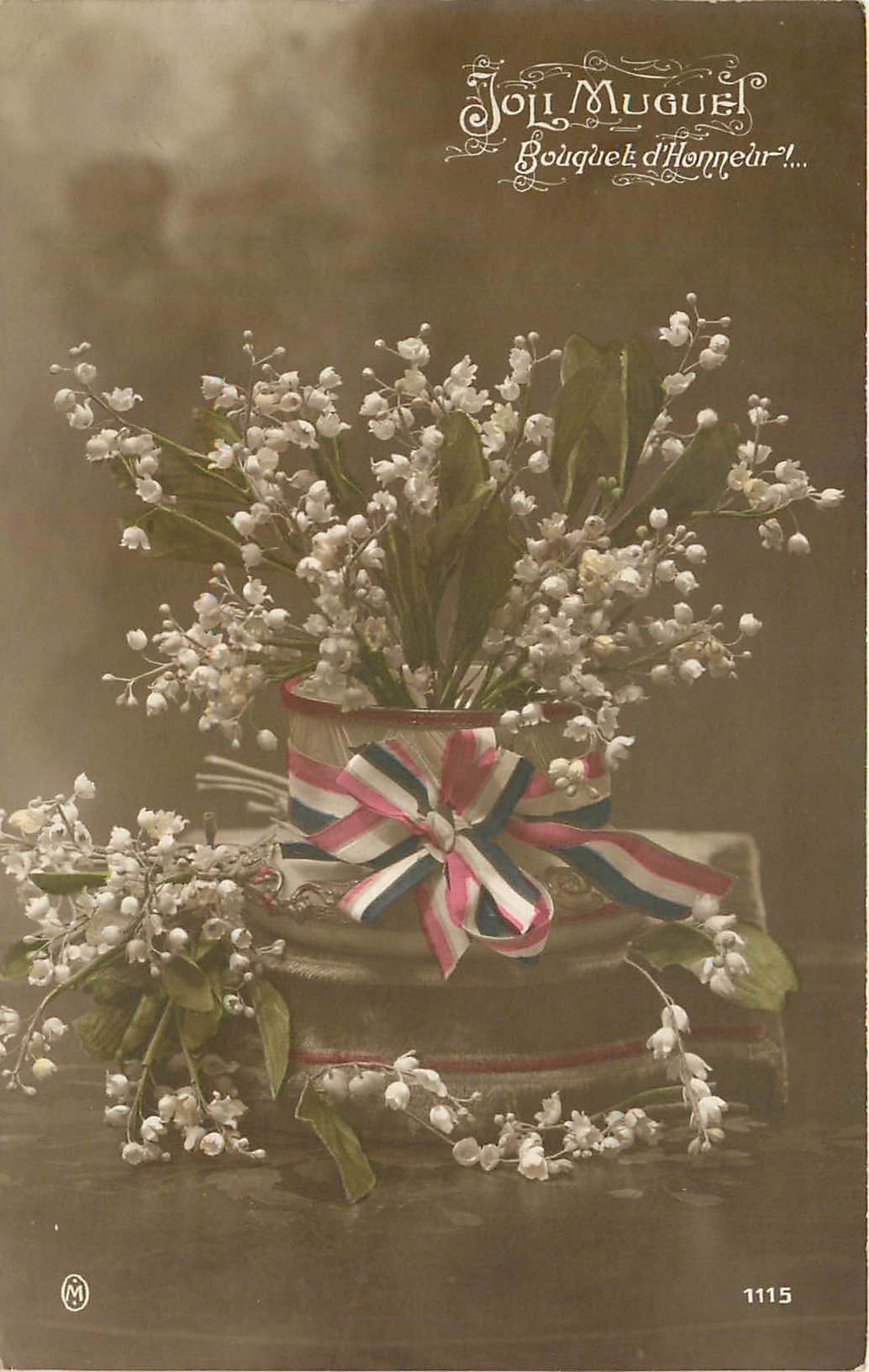 CPA JOLI MUGUET Bouquet d'Honneur