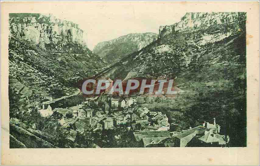 CPA Gorges du Tarn - PEYRELEAU - Vue générale et entrée de la vallée de la Jonte