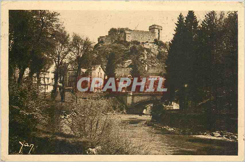 Lourdes — Le Château-Fort et le Gave — Édition E. Quinault