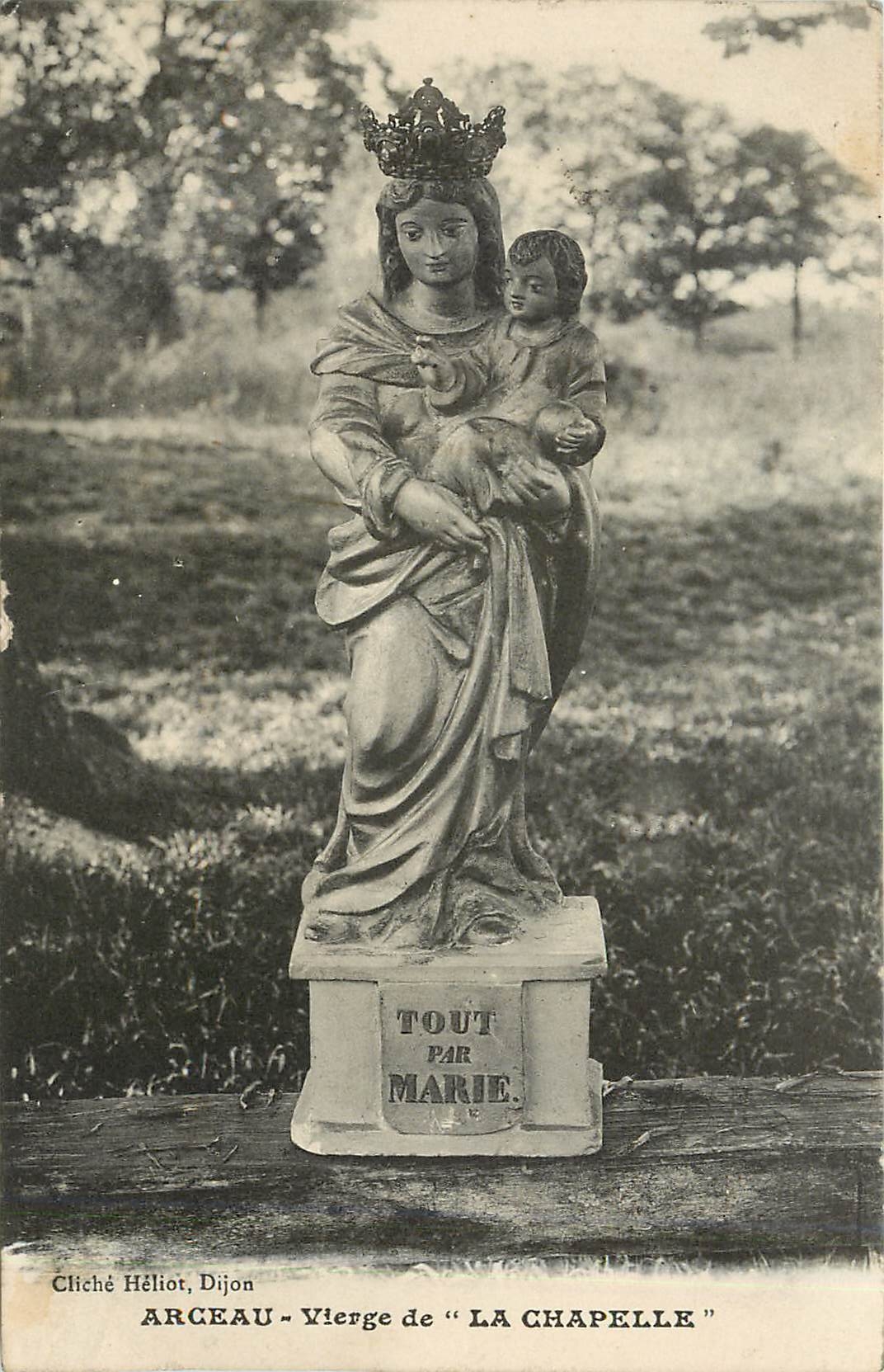 CPA ARCEAU - Vierge de "LA CHAPELLE"