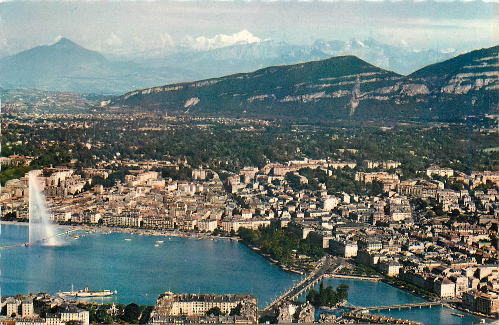 CPM GENEVE Vue aérienne de la ville et la chaîne du Mont Blanc