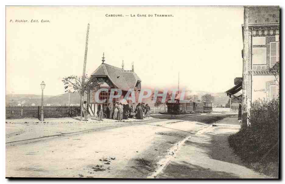 CAbourg CPA La gare du tramway TOP
