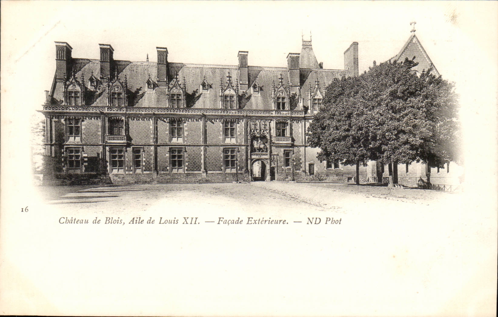 CPA Chateau de Blois Aile Louis XII Facade exterieure