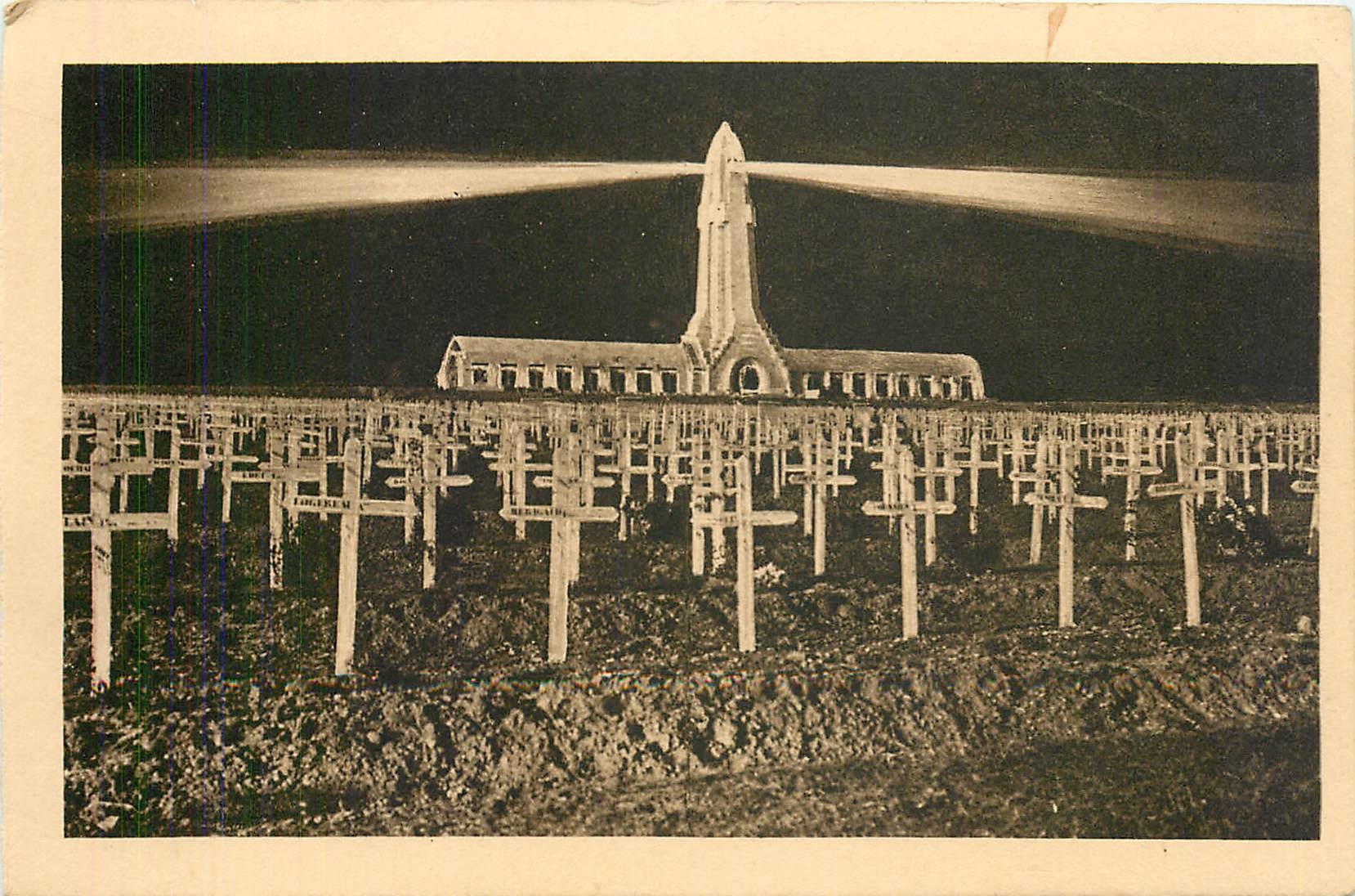 CPA Ossuaire et Plate de DOUAUMONT.The Lighthouse.watching over the graves of our dead soldiers