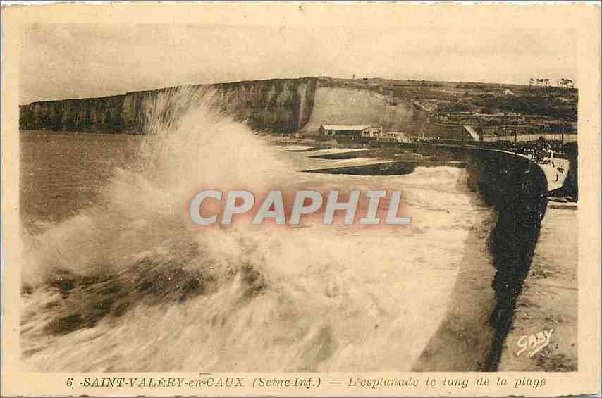 CPA SAINT VALERY EN CAUX ( Seine.Inf)-L'esplanade le long de la Plage