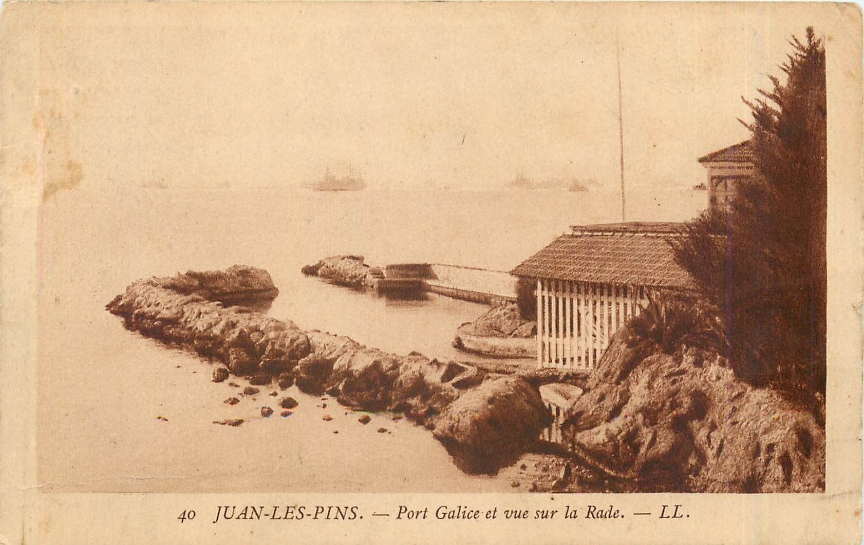 CPA JUAN LES PINS-Port Galice et vue sur la Rade