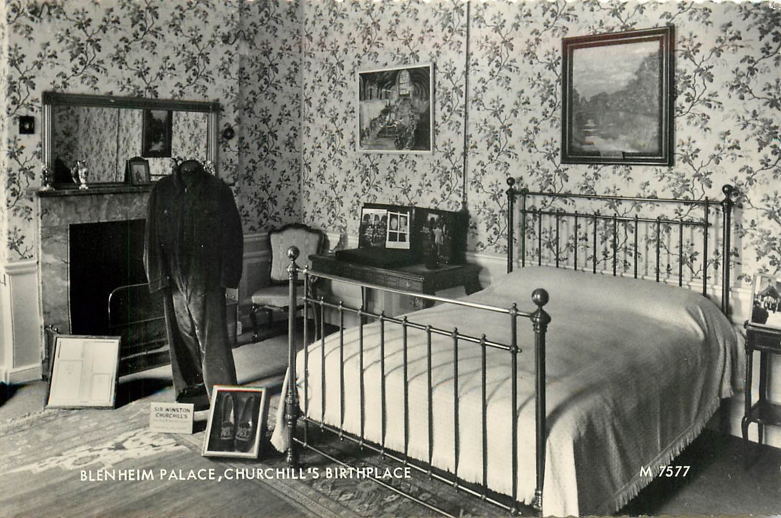 CPM BLEN HEIK PALACE  CHURCHILL'S BIRTHPLACE
