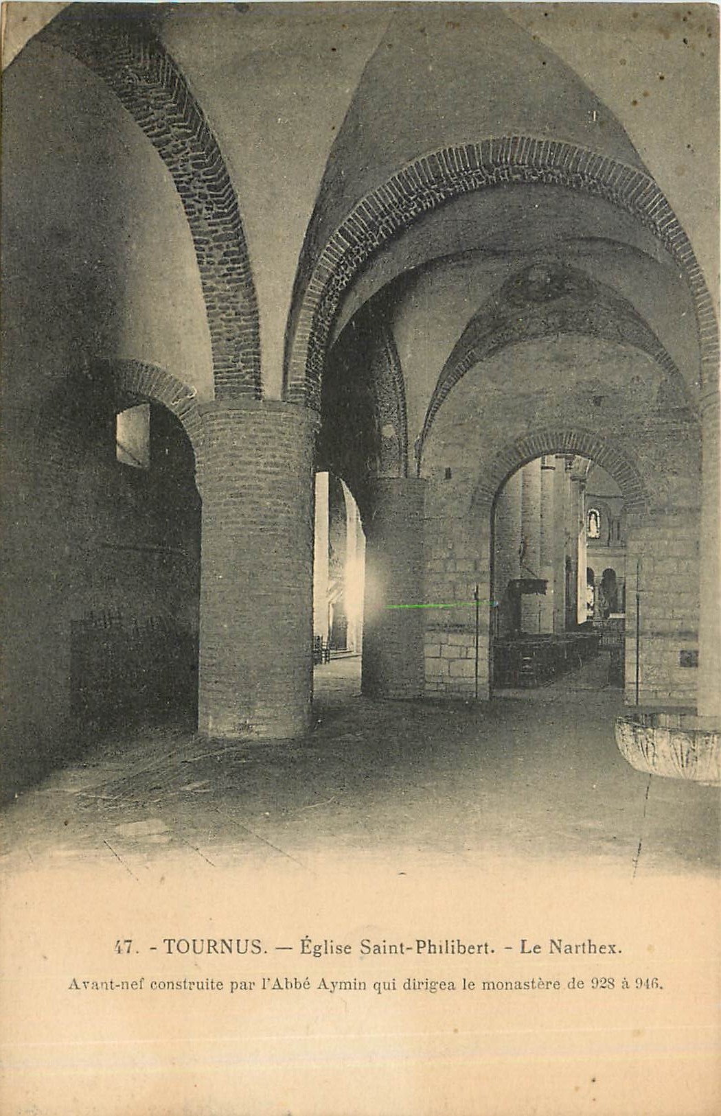 CPA tournus-Eglse Saint Philibert-le narthex