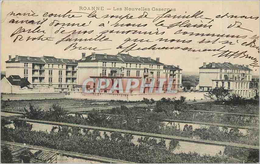 CPA ROANNE-Les Nouvelles Casernes