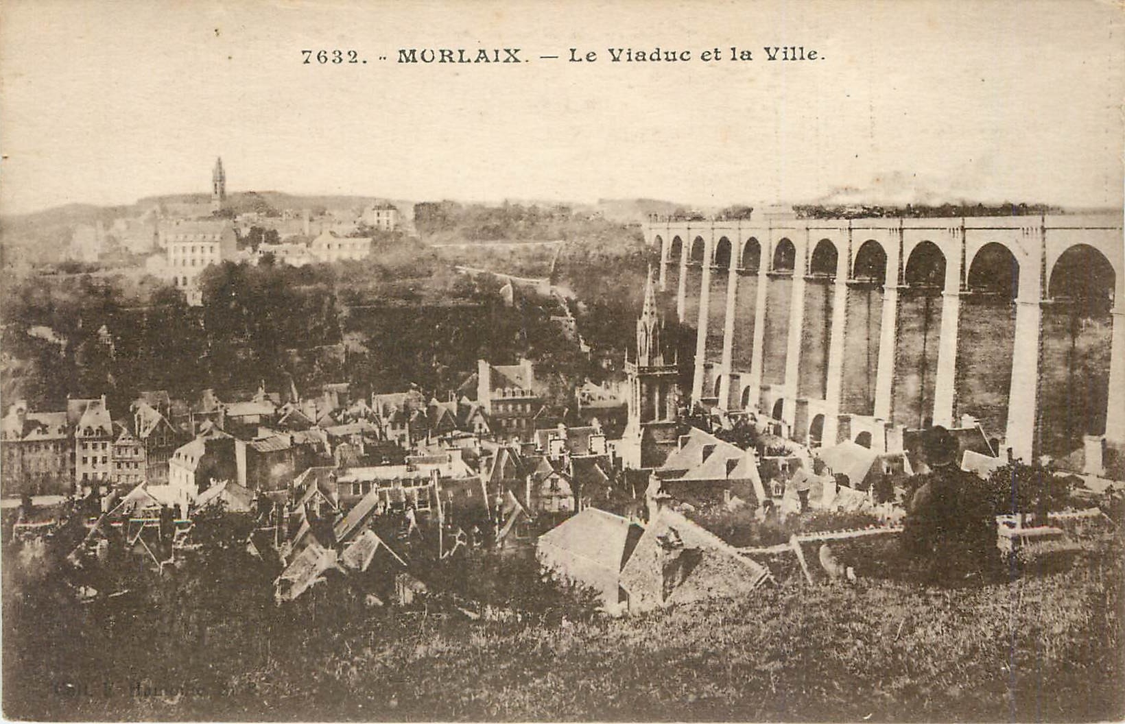 CPA MURLAIX-Le Viaduc et la ville