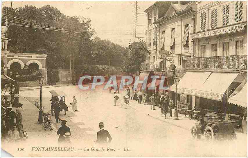 CPA FONTAINEBLEAU-La grande Rue-LL