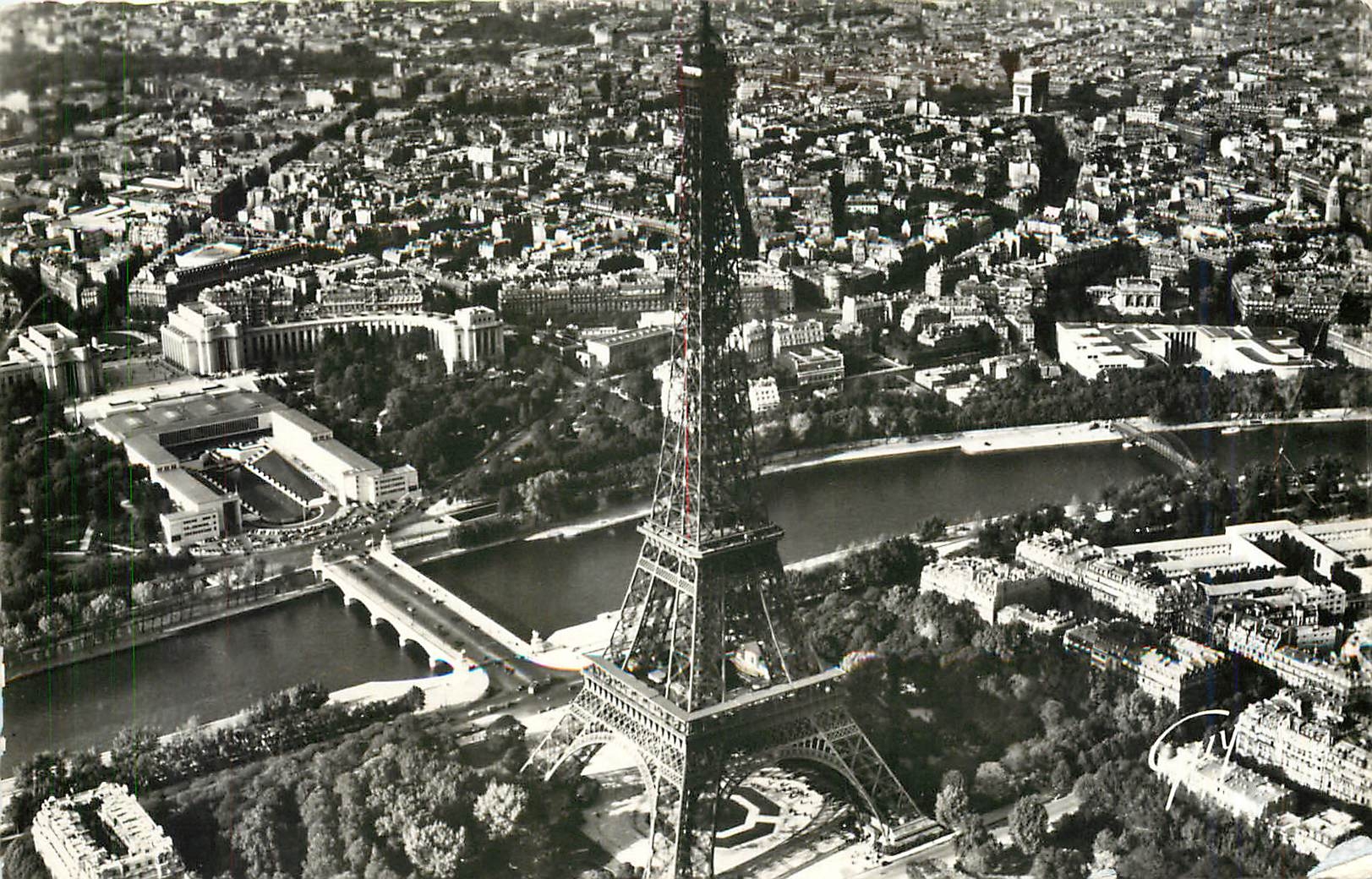 CPM TOUR EIFFEL Paris