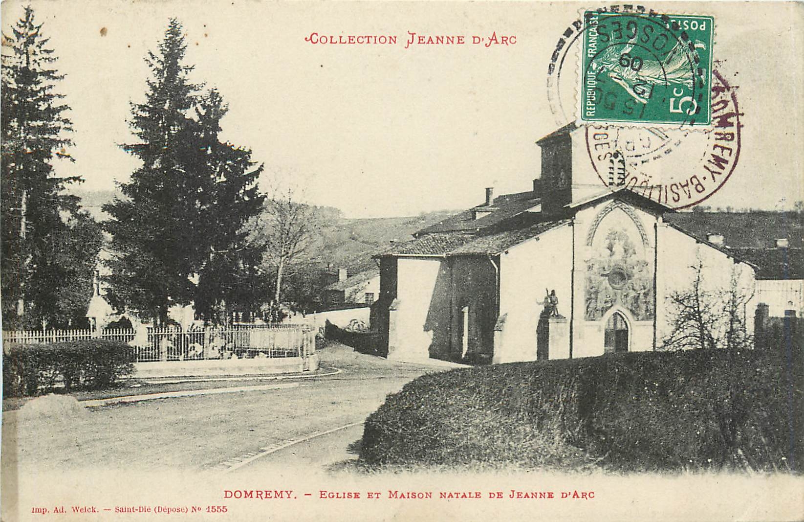 CPA DOMREMY-EGLISE ET MAISON NATALE DE JEANNE D'ARC