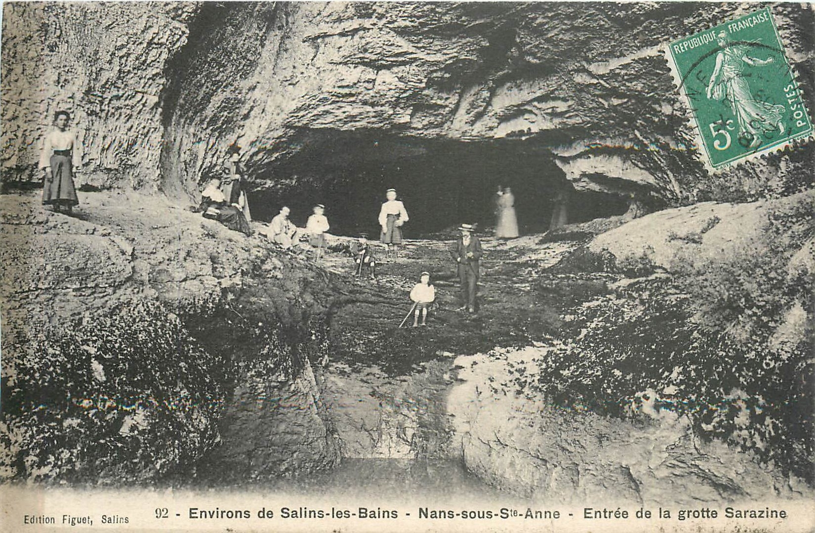 CPA Envi. De Salins les Bais-nans-sous-Ste Anne-Entrée de la grotte Sarzine