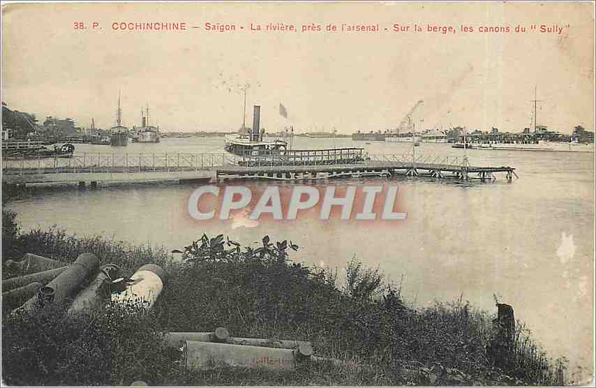 CPA COCHINCHINE-Saigon- La riviere pres de l'arsenal- sur la belge  le canons du "Sully"