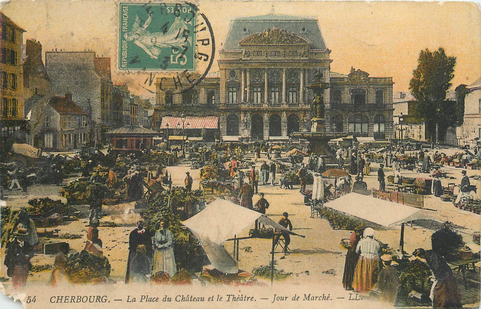 CPA CHERBOURG- La place du Chateau et le Teatre-Jour de Marché