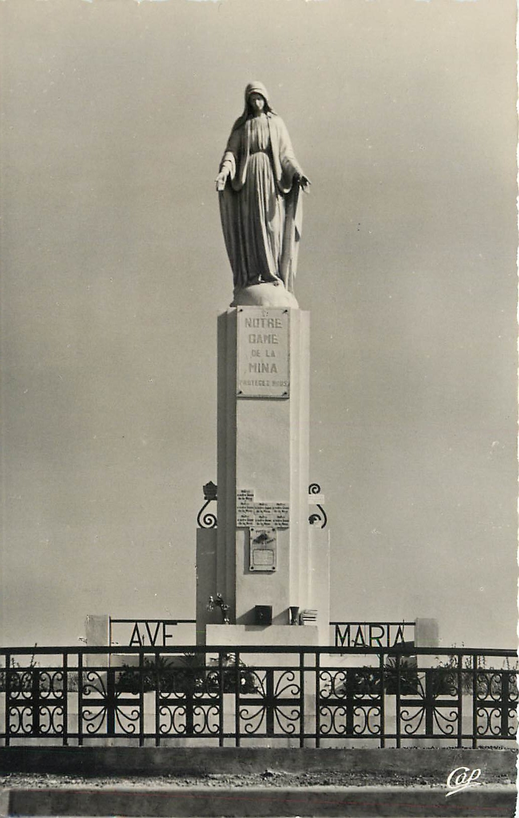 CPA RELIZANE-Notre Damede la Mina Statue editee par"art et eligion".Paris