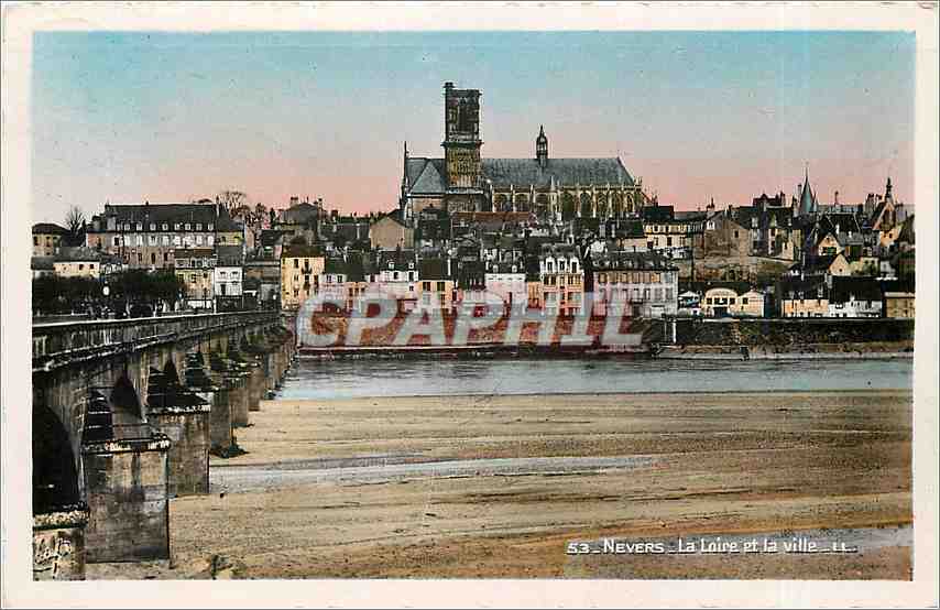 CPM Nevers La Loire et la ville