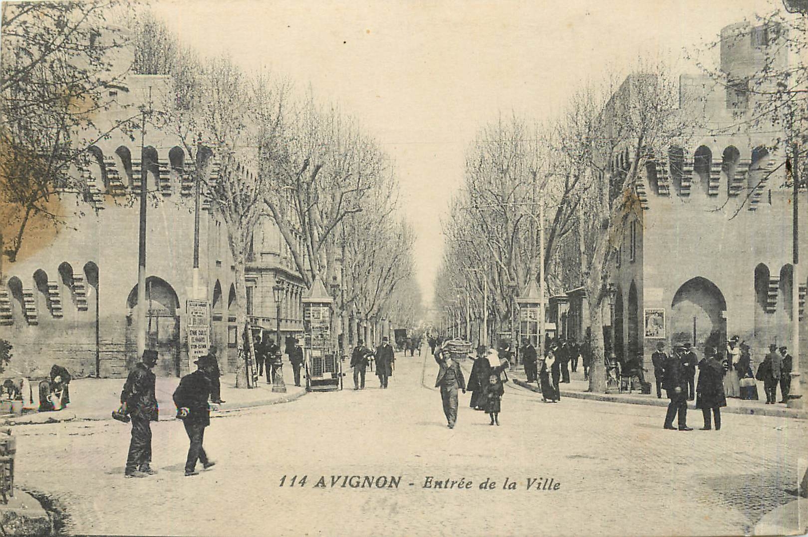 CPA AVIGNON-Entrée de la Ville