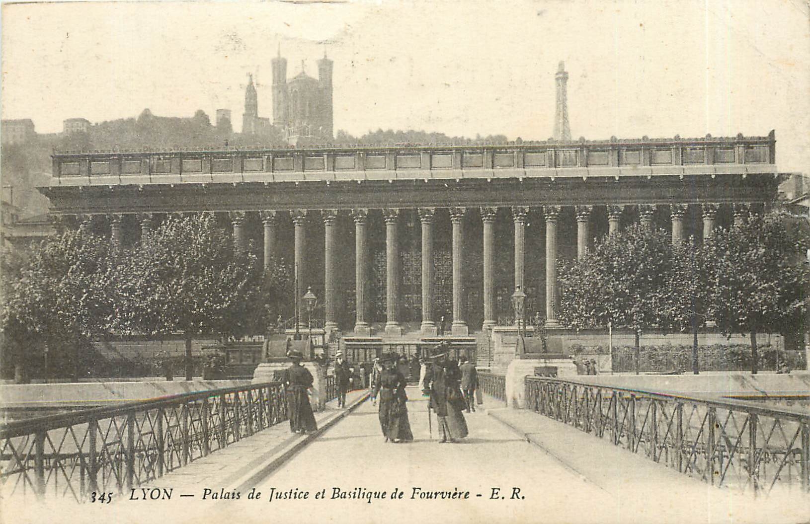 CPA LYON-Palais de Justice et Basilique de Fourviere