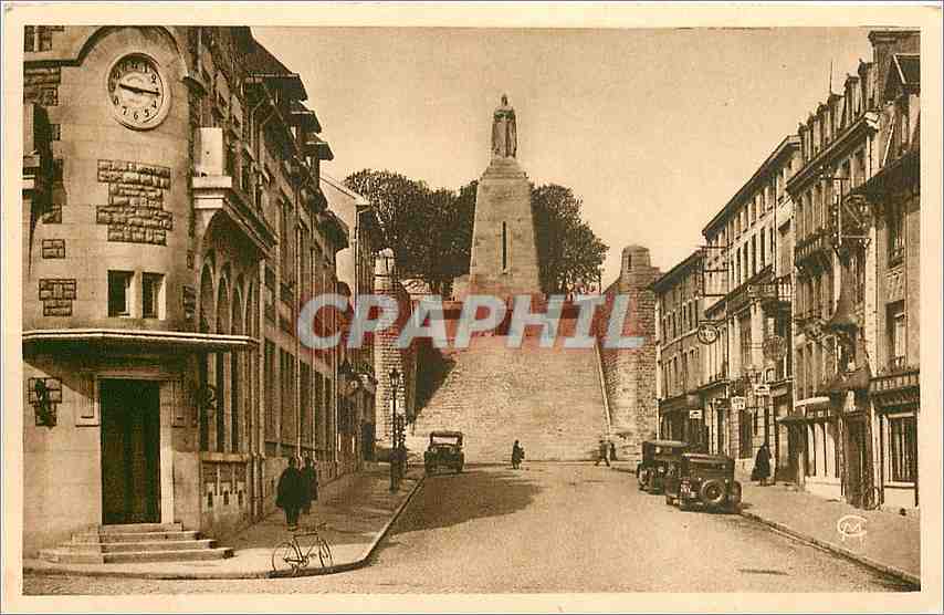 CPA VERDUN-Avenue de la Victoire