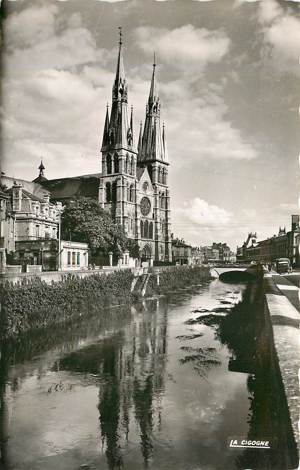 CPA CHALONS-SUR-MARNE(Marne)-Eglise Notre-Dame et la Nau