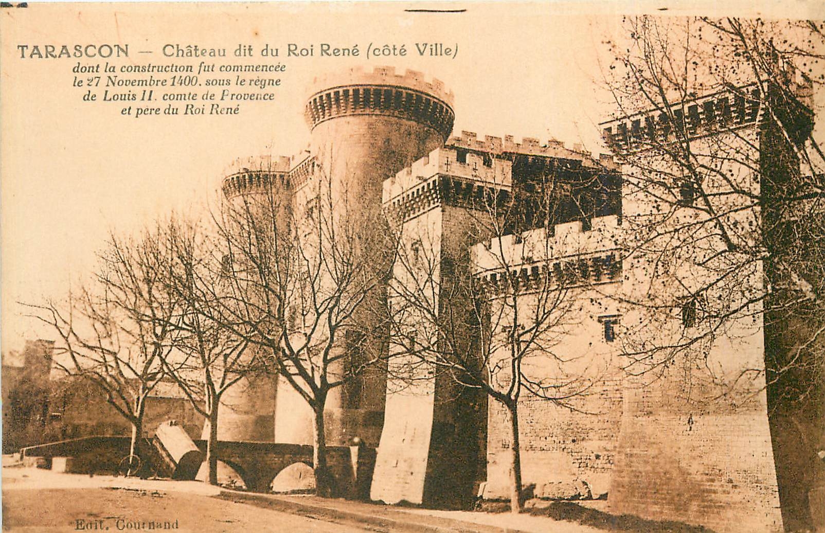 CPA TARASCON-Chateau dit du Roi Rene(cote Ville)