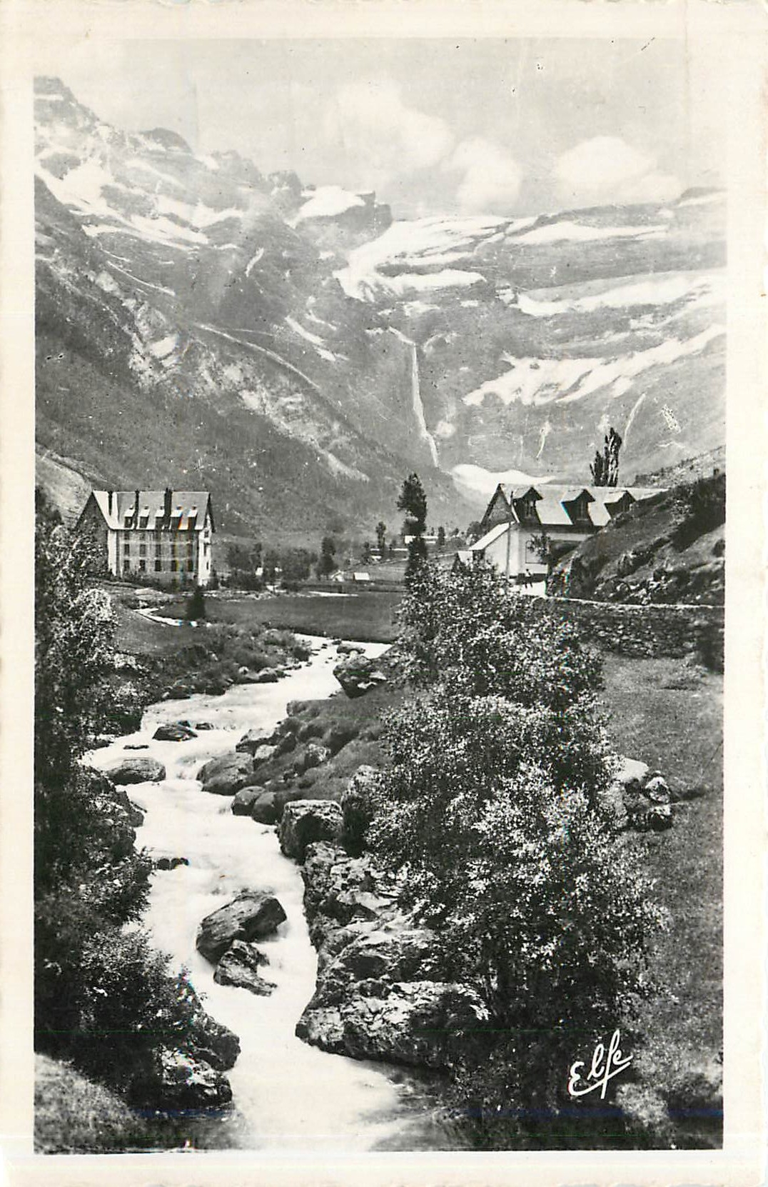 CPA GAVARNIE(Hautes pyenees)Le Gave et le Cirque vus du village