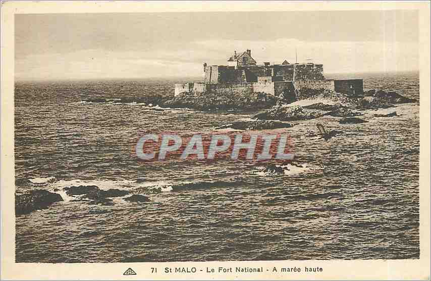 CPA St MALO-Le Port Nationnal-A maree haute