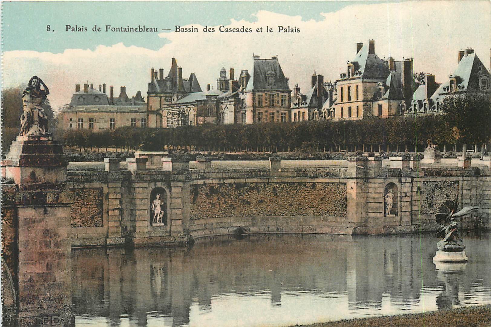 Palais de Fontainebleau — Bassin des Cascades et le Palais