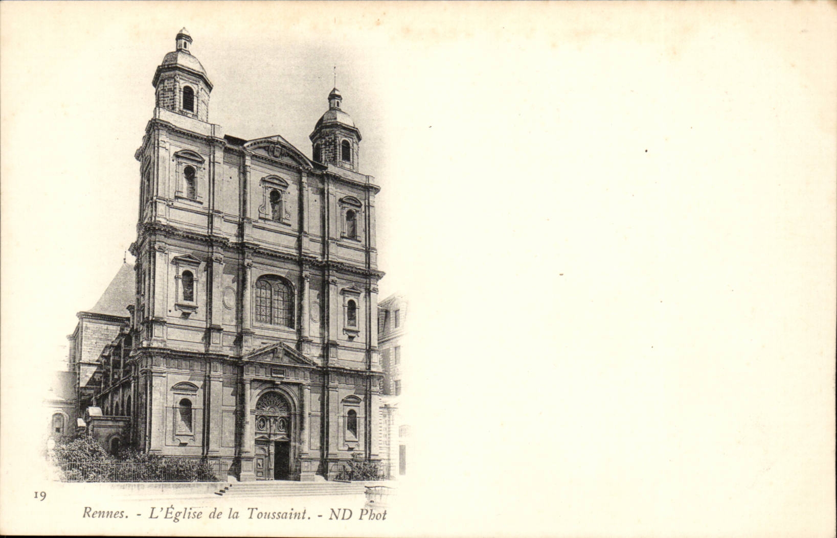 Rennes - L'Eglise de la Toussaint - CPA 