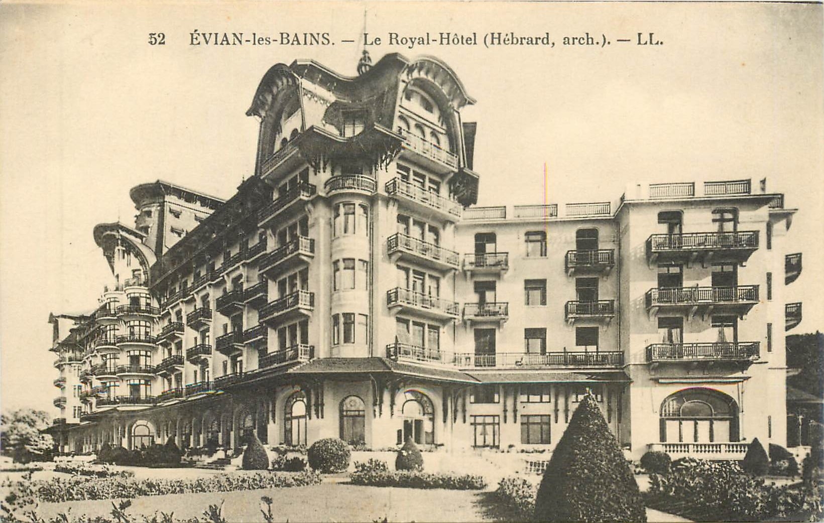 ÉVIAN-les-BAINS — Le Royal-Hôtel (Hébrard, arch.) — LL.