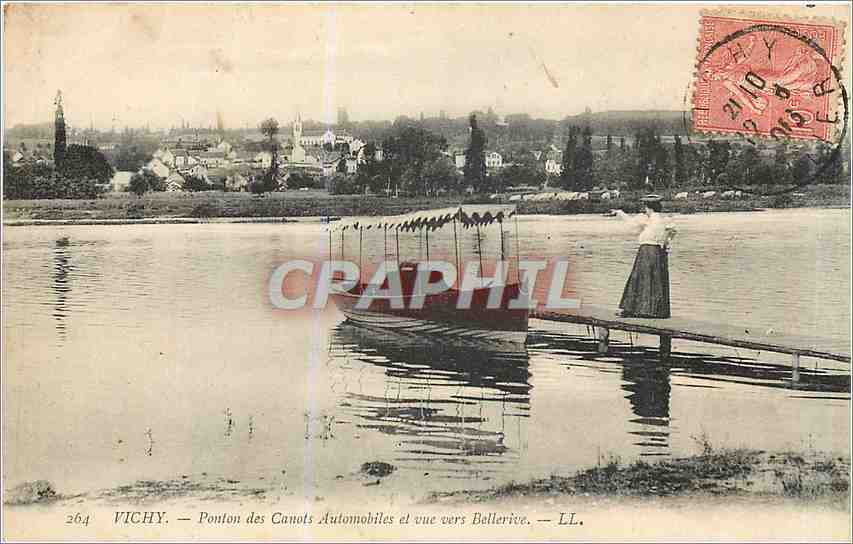 CPA Vichy Ponton des Canots Automobiles et vue vers Bellerive Bateau