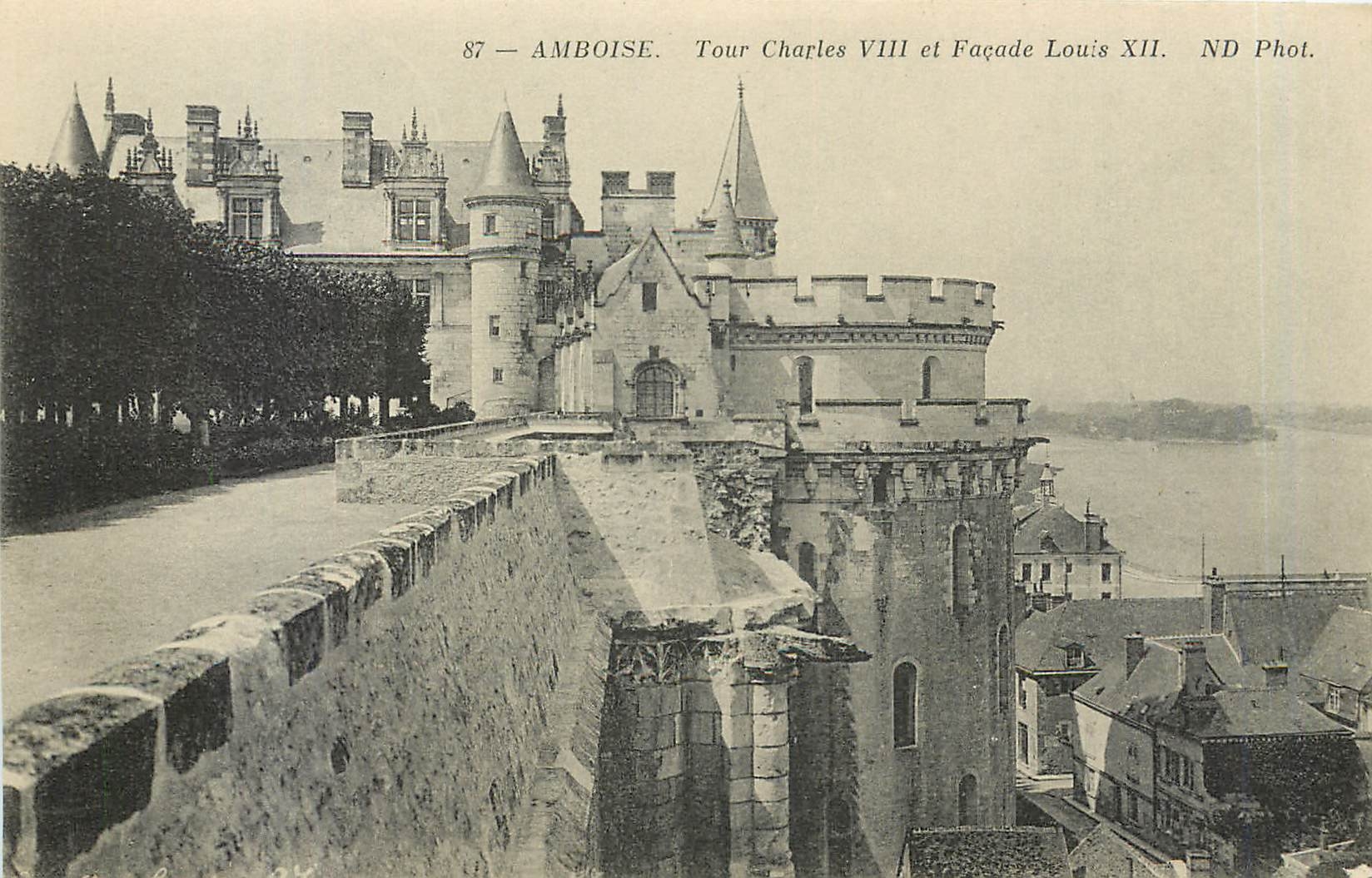 CPA Amboise Tour Charles VIII et Facade XII 