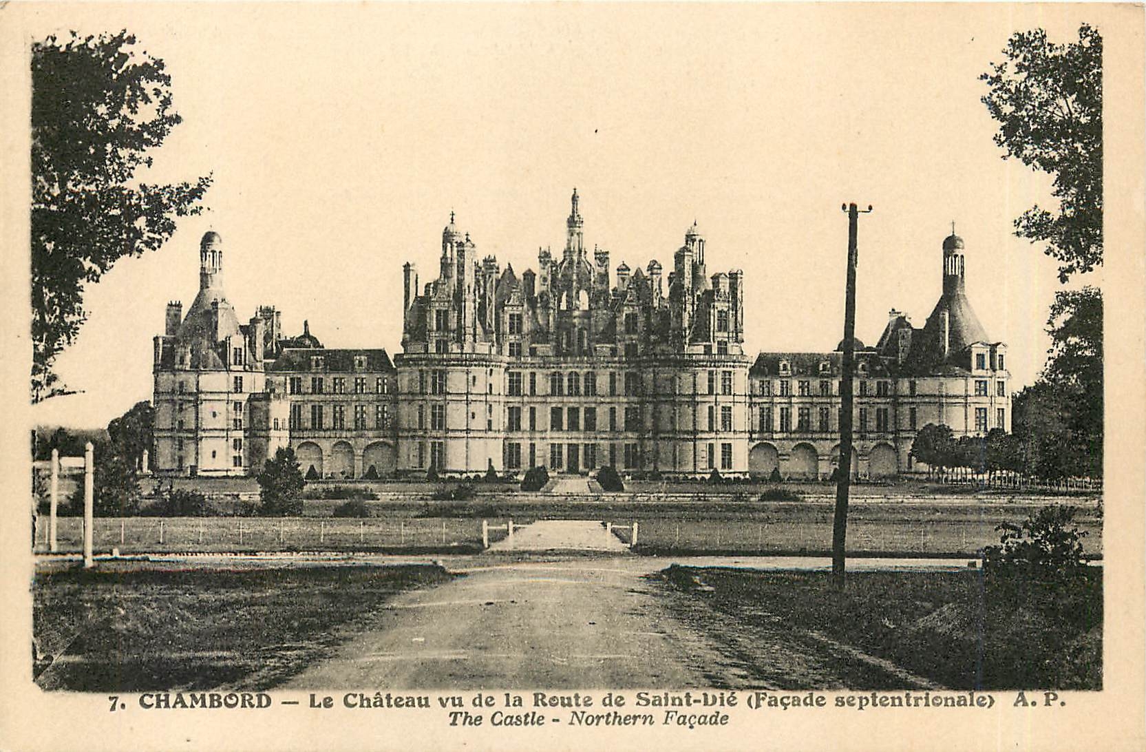 Chambord — Der Schlossblick von der Straße nach Saint-Dié (Nordfassade) — A.P.
