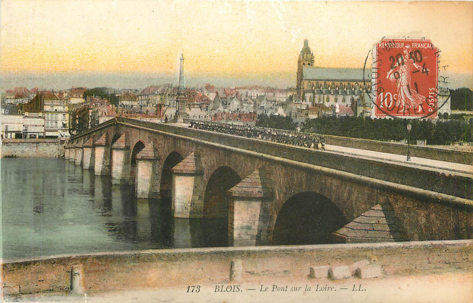 CPA Blois Le Pont sur la Loire 