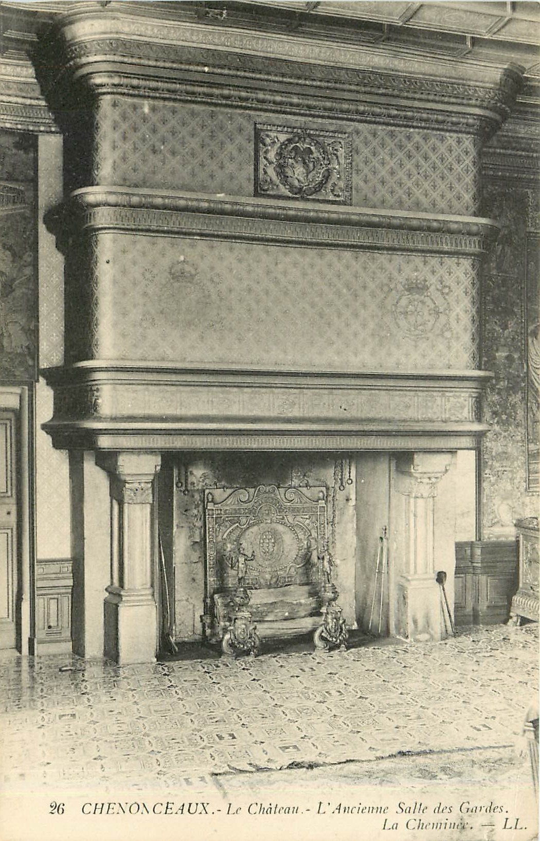 CPA Chenonceaux Le Chateau L'Ancienne Salle des Gardes La Cheminee 