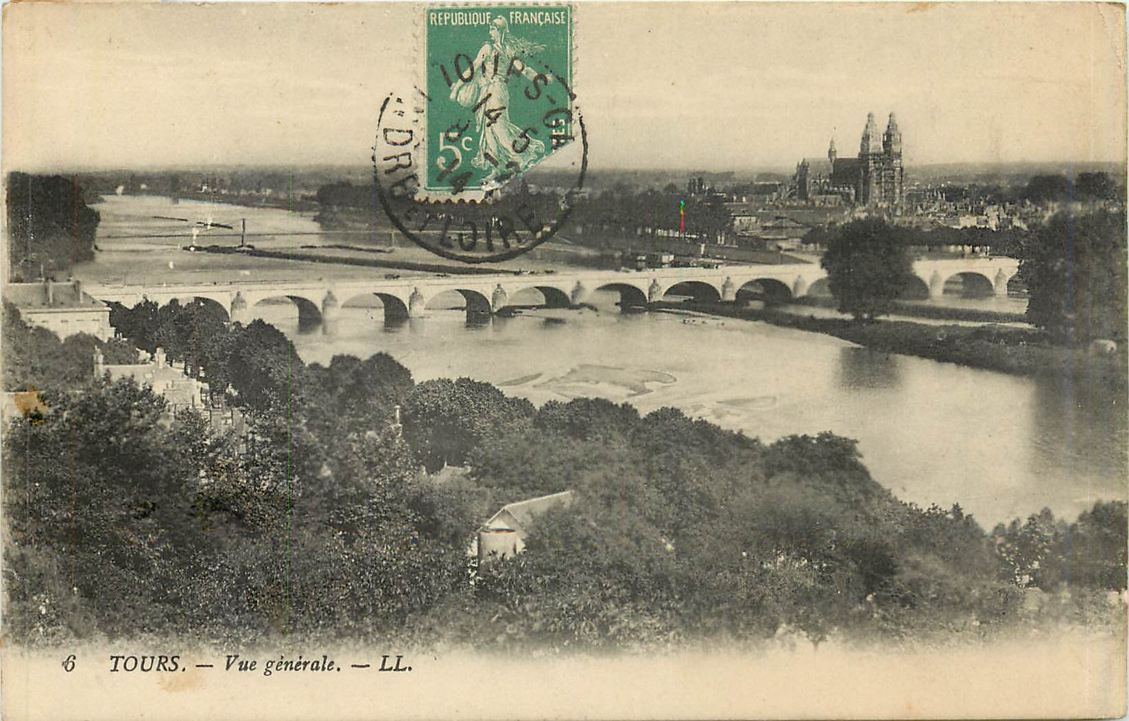 CPA Tours Vue generale 