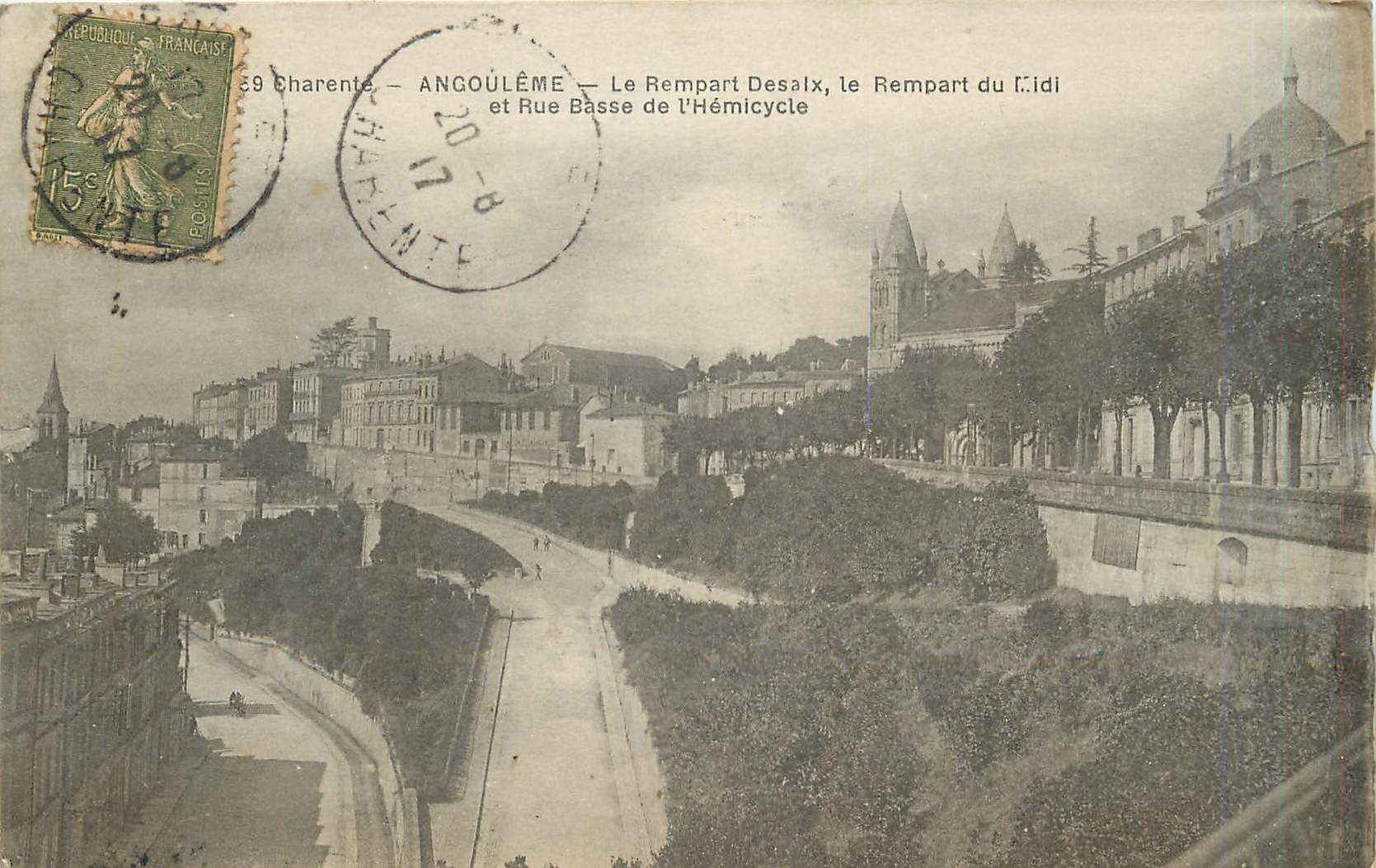 CPA Angouleme Le Rempart Desalx le Rempart du Midi et Rue Basse de l'Hemicycle 