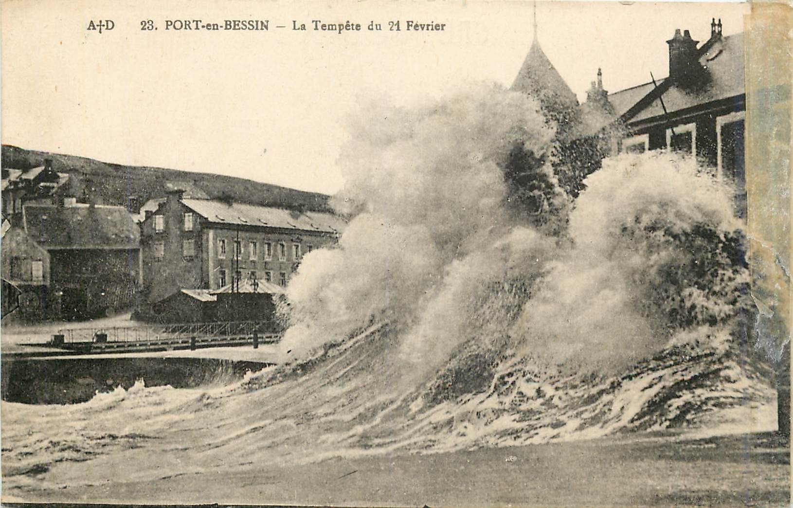 CPA Port en Bessin La Tempete du 21 Fevrier 