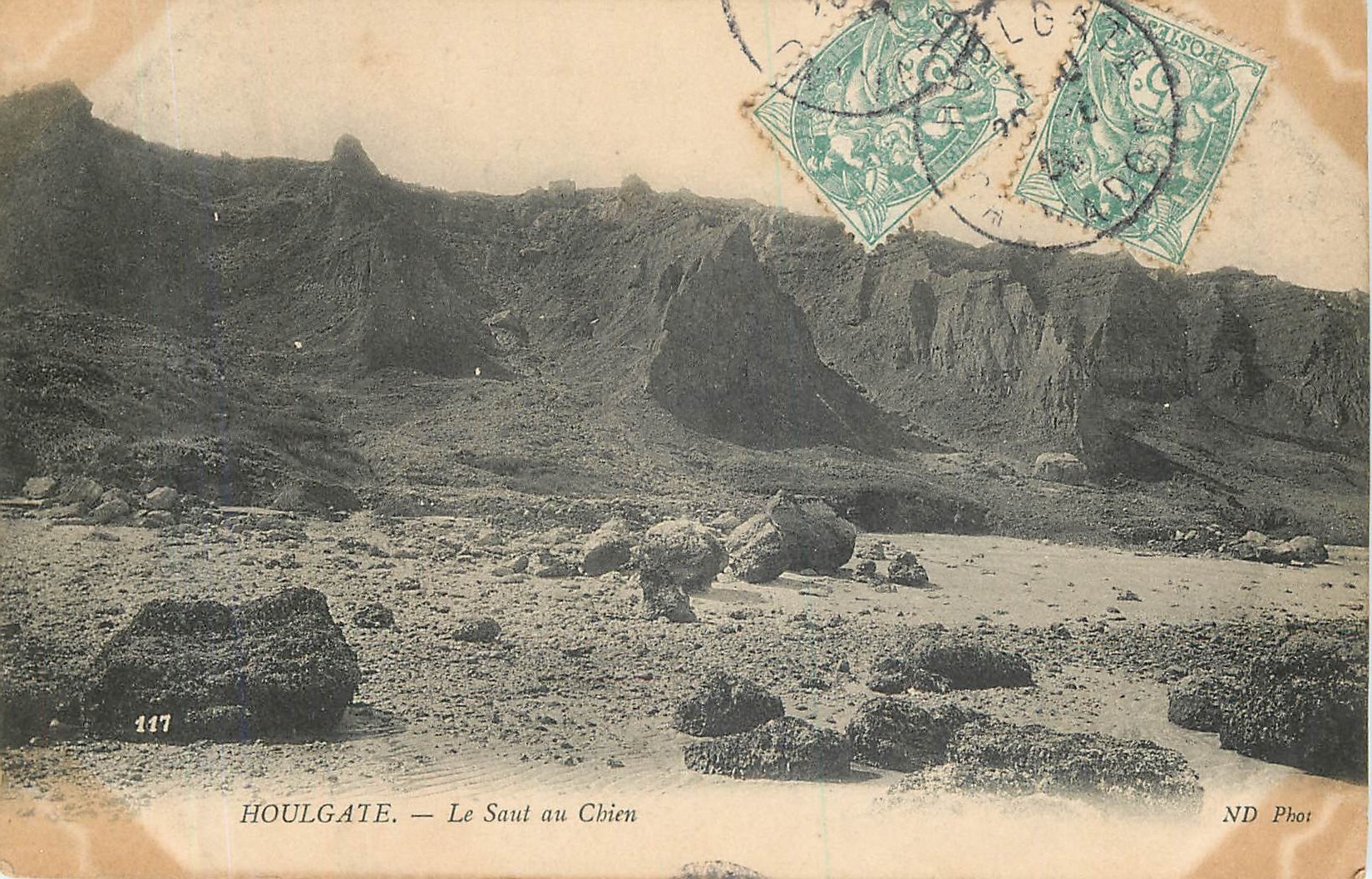 CPA Houlgate Le Saut au Chien 