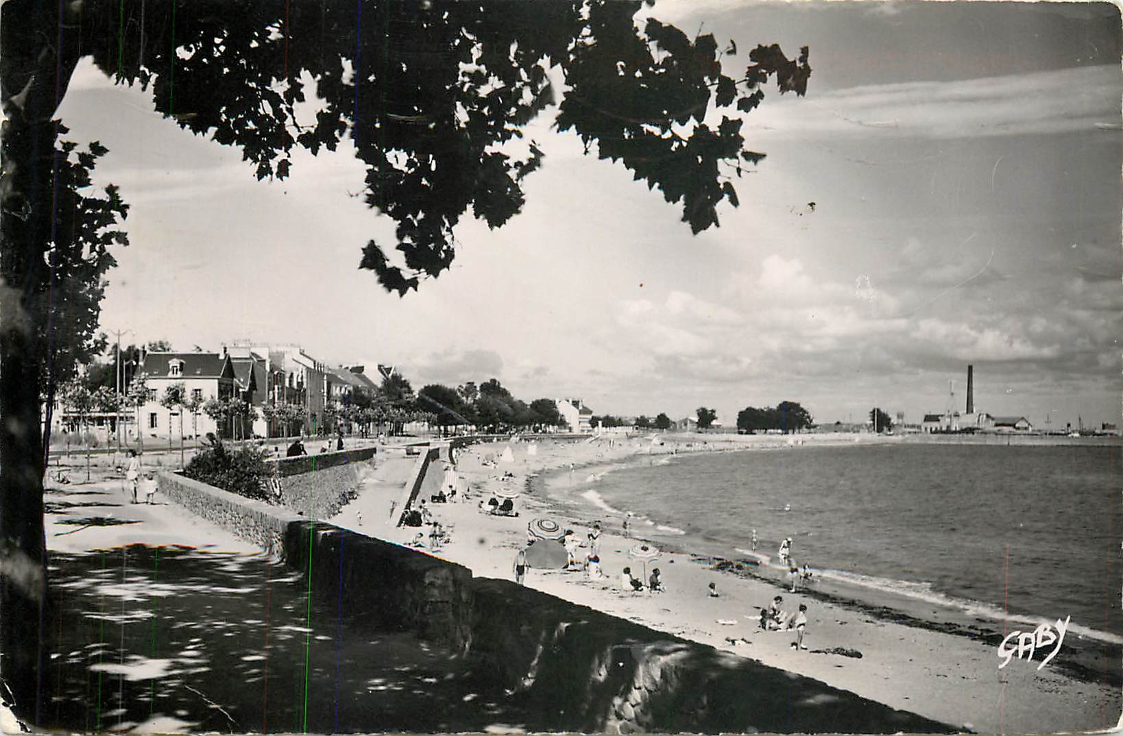CPM Saint Nazaire L Inf La Plage 